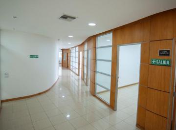 Oficina comercial , Guayaquil · Oficina Corporativa Premium en Ubicación Estratégica en Venta 540 m².