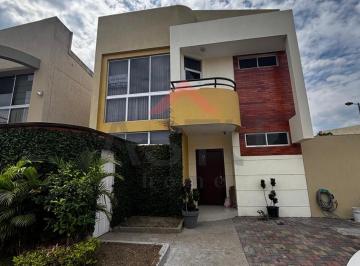 Casa de 3 habitaciones, Guayaquil · Se Vende Casa en Urb. Belo Horizonte, Km 11.5 Via a La Costa