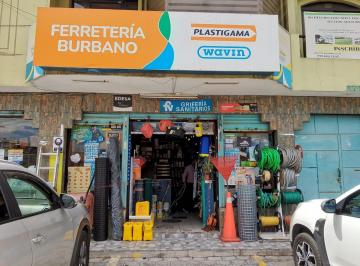 Local comercial · 60m² · 3 Estacionamientos · Venta Ferretería en Cumbayá