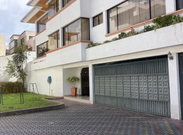 Casa de 3 habitaciones, Quito · Casa en Ponceano Alto Dentro de Conjunto y Recién Remodelada
