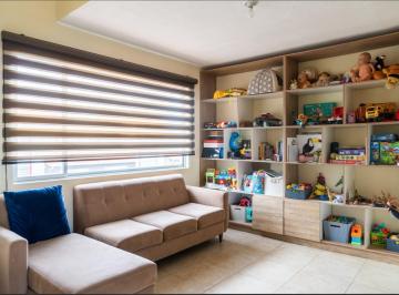 Casa · 189m² · 3 Habitaciones · 2 Estacionamientos · Pomasqui, Casa en Venta, 189 m²