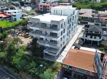 Departamento · 61m² · 1 Habitación · 1 Estacionamiento · Suite de Venta Ubicada en Cumbayá, en El Sector de La Primavera, Frente Al Hospital de Los Valles