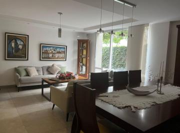 Departamento de 3 habitaciones, Quito · Miravalle 4 Cumbayá Departamento con Jardin de Venta