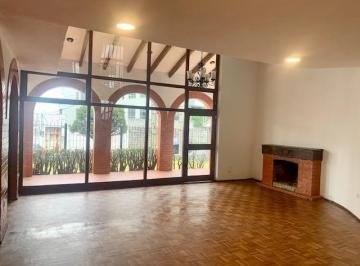 Casa · 400m² · 4 Habitaciones · 4 Estacionamientos · Vs Quito Tenis, Rento Casa 2 Plantas 4d 400 m con Jardín Propio 100 m