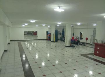 Local comercial · 250m² · 3 Habitaciones · Villaflora, Local Comercial en Renta, 250 m²