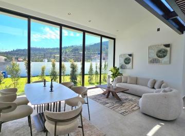 Casa · 171m² · 3 Habitaciones · 2 Estacionamientos · Vendo Casa de 1 Sola Planta en Intervalles Cerca de La Ruta Viva