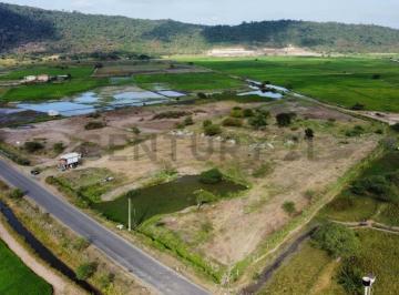 Terreno / Lote · 21200m² · Rento Terreno Estratégico Para Proyectos Industriales Y/o Urbanos Pcev.