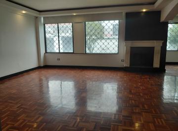 Casa · 687m² · 9 Habitaciones · 5 Estacionamientos · Casa Rentera en Venta Sector El Condado
