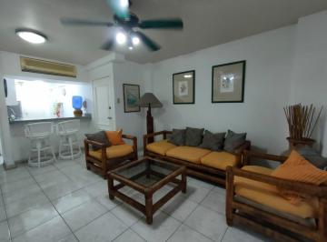Departamento · 93m² · 3 Habitaciones · 1 Estacionamiento · Departamento Amoblado en Venta en Salinas Cesa