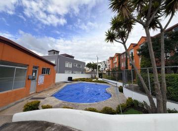 Casa de 4 habitaciones, Quito · En Venta Casa 4 Habitaciones Ponceano Conjunto con Piscina