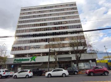 Oficina comercial , Quito · En Venta Oficina Centro Norte, Remodelada