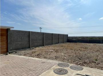 Terreno / Lote , Salinas · Venta de Terreno Unifamiliar en Urbanización Vistalmar