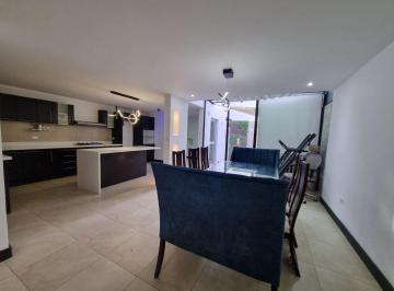 Casa de 3 habitaciones, Quito · Casa en Venta, La Armenia - Valle de Los Chillos