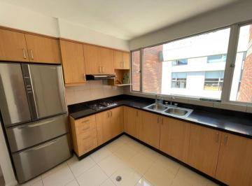 Departamento de 3 habitaciones, Quito · Departamento PH de Alquiler con Terraza en La Republica del Salvador