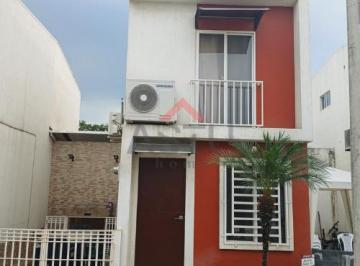 Casa de 2 habitaciones, Guayaquil · Se Vende Propiedad en Ciudad Santiagoetapa Centenario