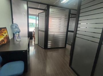 Oficina comercial , Quito · Vendo Oficina World Trade Center 12 de Octubre Edificio Corporativo 76 m $100.000