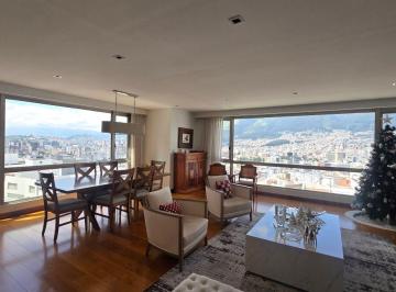 Departamento de 3 habitaciones, Quito · Hermoso Pent House de Venta con Linda Vista a La Ciudad