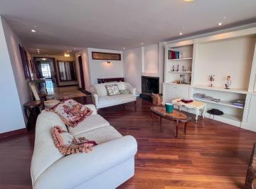 Departamento · 177m² · 3 Habitaciones · 2 Estacionamientos · Departamento de Venta, con Terraza Privada en El Máster