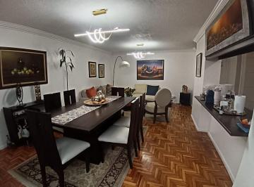 Departamento de 2 habitaciones, Quito · Departamento en Venta Pb con Patio – El Bosque
