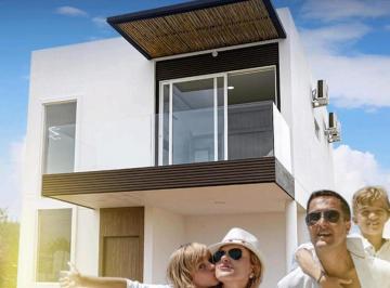 Casa · 75m² · 3 Habitaciones · 1 Estacionamiento · Casa San Pablo - Santa Elena - Frente Al Mar