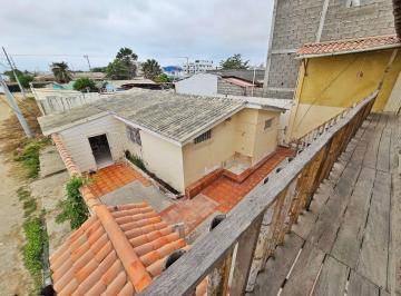Casa de 4 habitaciones, Salinas · De Oportunidad Casa de 200 m² con 4 Habitaciones en Venta en La Milina Para Remodelar