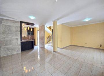 Casa de 3 habitaciones, Guayaquil · Casa en Alquiler 3 Dorm., 2 Pisos Cómoda - Urb. Villa Bonita Et. 5 Exterior, Vía a Daule
