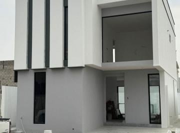 Casa de 3 habitaciones, Daule · Casa de Venta en Aquamarina Villa Club Casa de Estreno