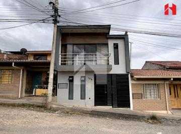 Casa 361m² Venta Sur de Cuenca · Vendo Casa en Cuenca Sector Baños - Huizhil (Cv3986)