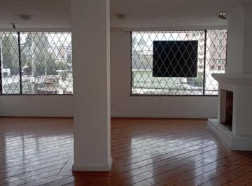 Departamento de 3 habitaciones, Quito · Vendo Departamento Duplex 245 m Cuadrados, Sector Los Alamos