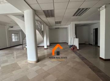 Edificio-Hotel-Fabrica de 10 habitaciones, Guayaquil · Alquilo Oficina Comercial 1000 m², Centro de Guayaquil, 3 Pisos.