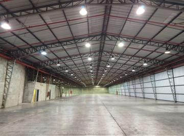 Bodega-Galpón , Guayaquil · Arriendo Bodega Via a Daule, 3970 m², Andenes de Carga Descarga