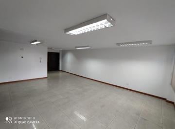 Oficina comercial · 110m² · 2 Estacionamientos · Oficina en Venta con Bodega y 2 Parqueaderos
