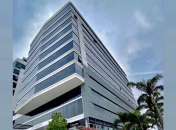 Oficina comercial , Daule · Vendo Moderna Oficina Platinium 1, con Vista Panorámica a La Av Leon F Cordero