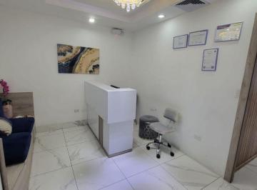 Consultorio , Guayaquil · En Alquiler | Consultorio Médico de Lujo – Edificio Solaris