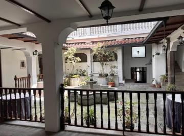 Casa · 2400m² · 22 Habitaciones · Vendo Hermosa Casa Patrimonial en El Centro Historico de Quito