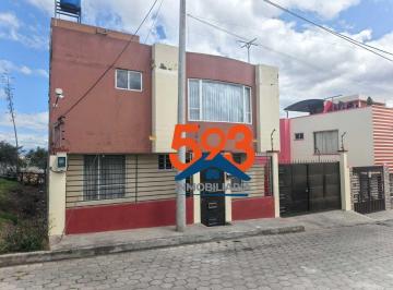 Casa de 3 habitaciones, Latacunga · Casa de Venta en Latacunga