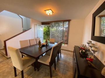 Casa de 3 habitaciones, Quito · Venta Casa en Cumbaya Via Lumbisi