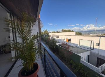 Departamento de 2 habitaciones, Quito · Departamento por Estrenar con Balcón en San Juan de Cumbayá