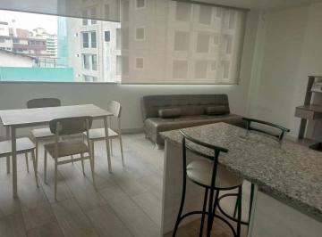 Suite de 1 habitación, Quito · La Carolina Suite Completamente Amoblada 65 m Iluminada Garage 2 Baños