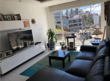 Departamento de 3 habitaciones, Quito · De Venta Moderno y Amplio Departamento en El Quito Tenis