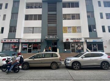 Oficina comercial , Guayaquil · Oficina Comercial de 77 m² en Venta en Kennedy