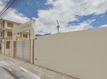 Casa · 81m² · 3 Habitaciones · 1 Estacionamiento · Casa Aplica a Crédito Vip, en Lulumbamba, San Antonio de Pichincha