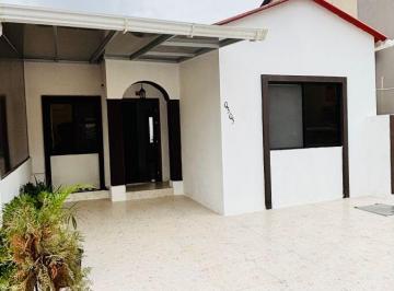 Casa de 2 habitaciones, Guayaquil · Alquilo Amoblada o Sin Muebles Casa de 1 Planta Villa Club