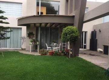 Casa · 268m² · 3 Habitaciones · 2 Estacionamientos · En Renta Casa Dentro de Conjunto por La Vía Lumbisí
