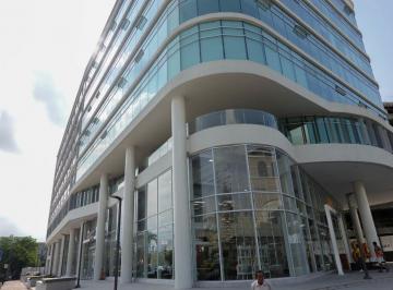 Oficina comercial , Guayaquil · Alquilo Oficina en Samborondón, Arcos Plaza 120 m²