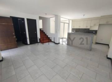 Casa · 169m² · 3 Habitaciones · Venta de Casa por Estrenar en Mastodontes