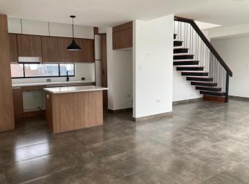 Casa · 69m² · 3 Habitaciones · 2 Estacionamientos · Casa Moderna en Venta. Sector Pifo Cerca Al Intercambiador