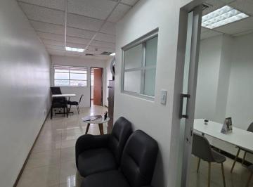 Oficina comercial , Guayaquil · En Alquiler Oficina en El Trade Building - Norte de Guayaquil