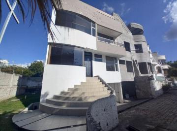 Casa de 4 habitaciones, Quito · Renta Casa Grande en Tumbaco