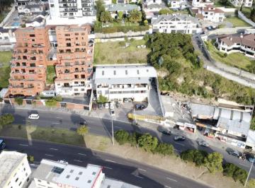 Bodega-Galpón · 1742m² · Propiedad Comercial de Oportunidad en Venta